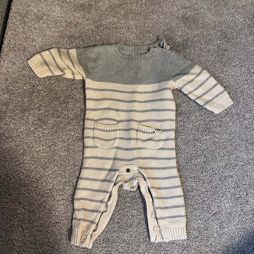 GAP Gray and Cream Striped Kids Footie